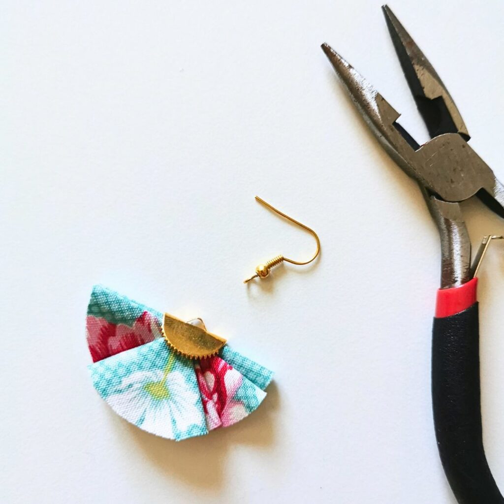 diy facile tuto bijoux tissu fleurs