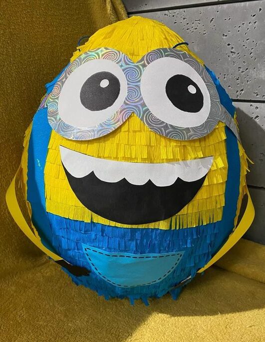 diy pinata papier mache minion